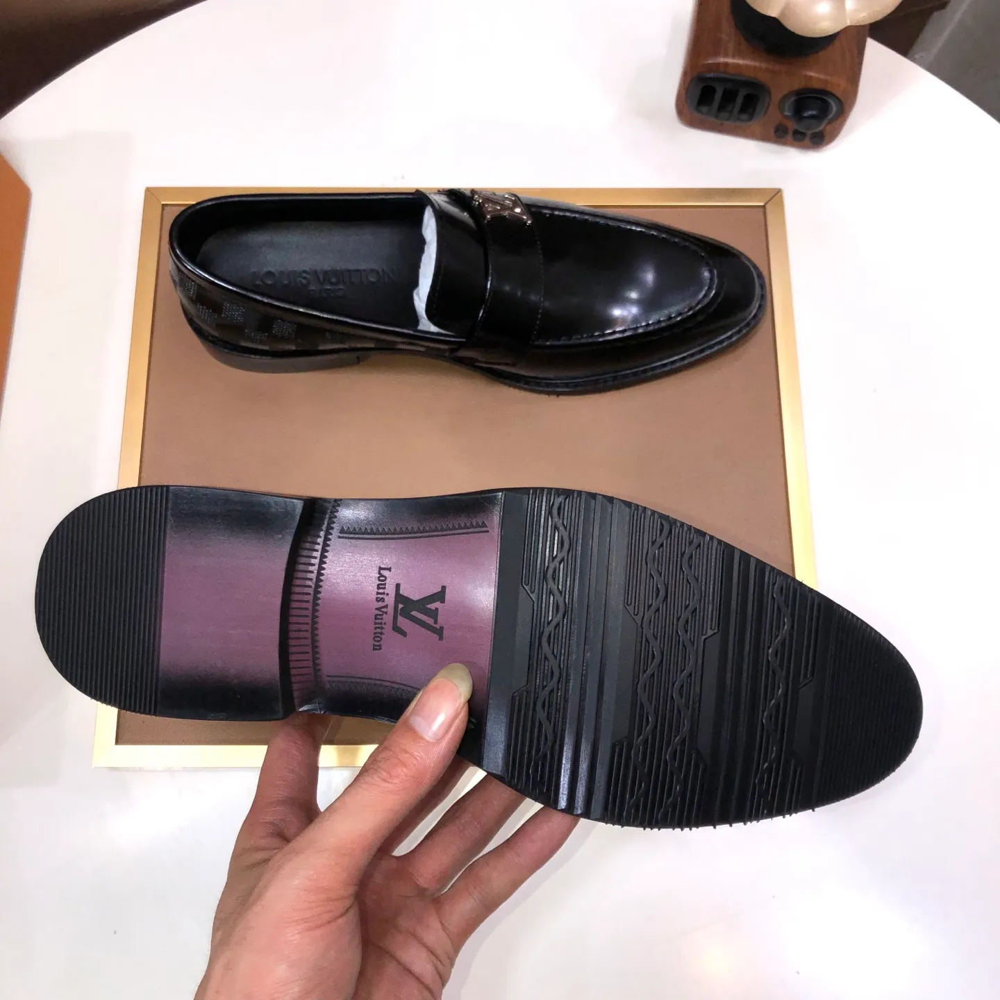 Men's shoes💰460💰【LOUIS VUITTON】(sheepskin lining) new cowhide LV formal shoes🎩🎩❗️🆘made one to one at the counter🎩original quality, imported cowhide upper➕full sheepskin lining➕original rubber outsole, {high quality visible}👣Size: 38-45 (45 custom-made)